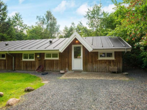 Two-Bedroom Holiday home in Oksbøl 10